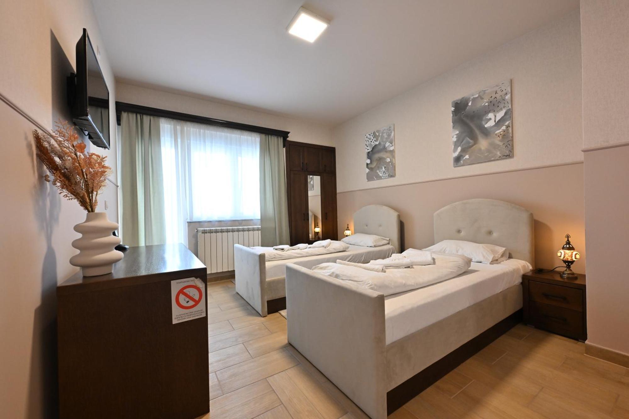 סייניצה Hotel Lane מראה חיצוני תמונה