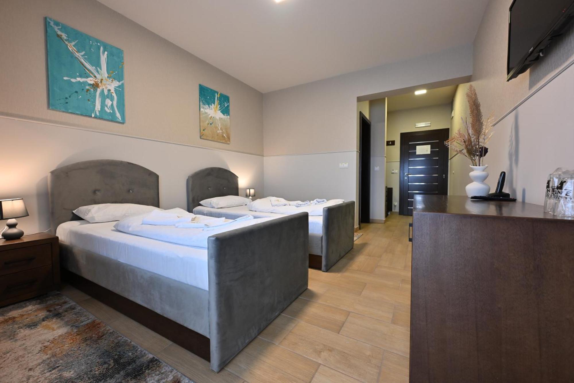 סייניצה Hotel Lane מראה חיצוני תמונה