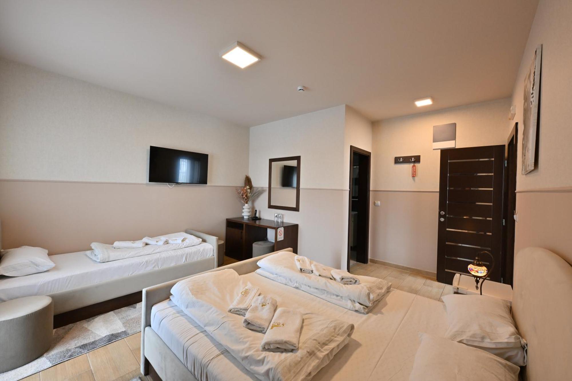 סייניצה Hotel Lane מראה חיצוני תמונה